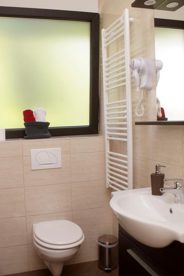 Fitromax Sportpanzio Bed & Breakfast Ajka